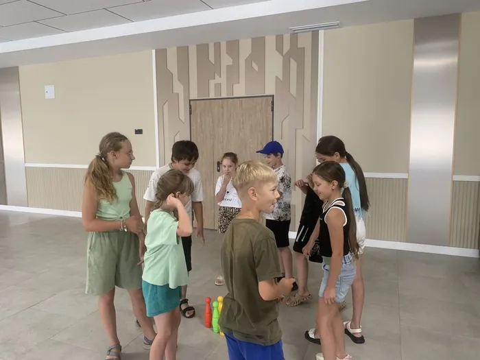 "СМОТРИ В БУДУЩЕЕ - ЖИВИ НАСТОЯЩИМ!"